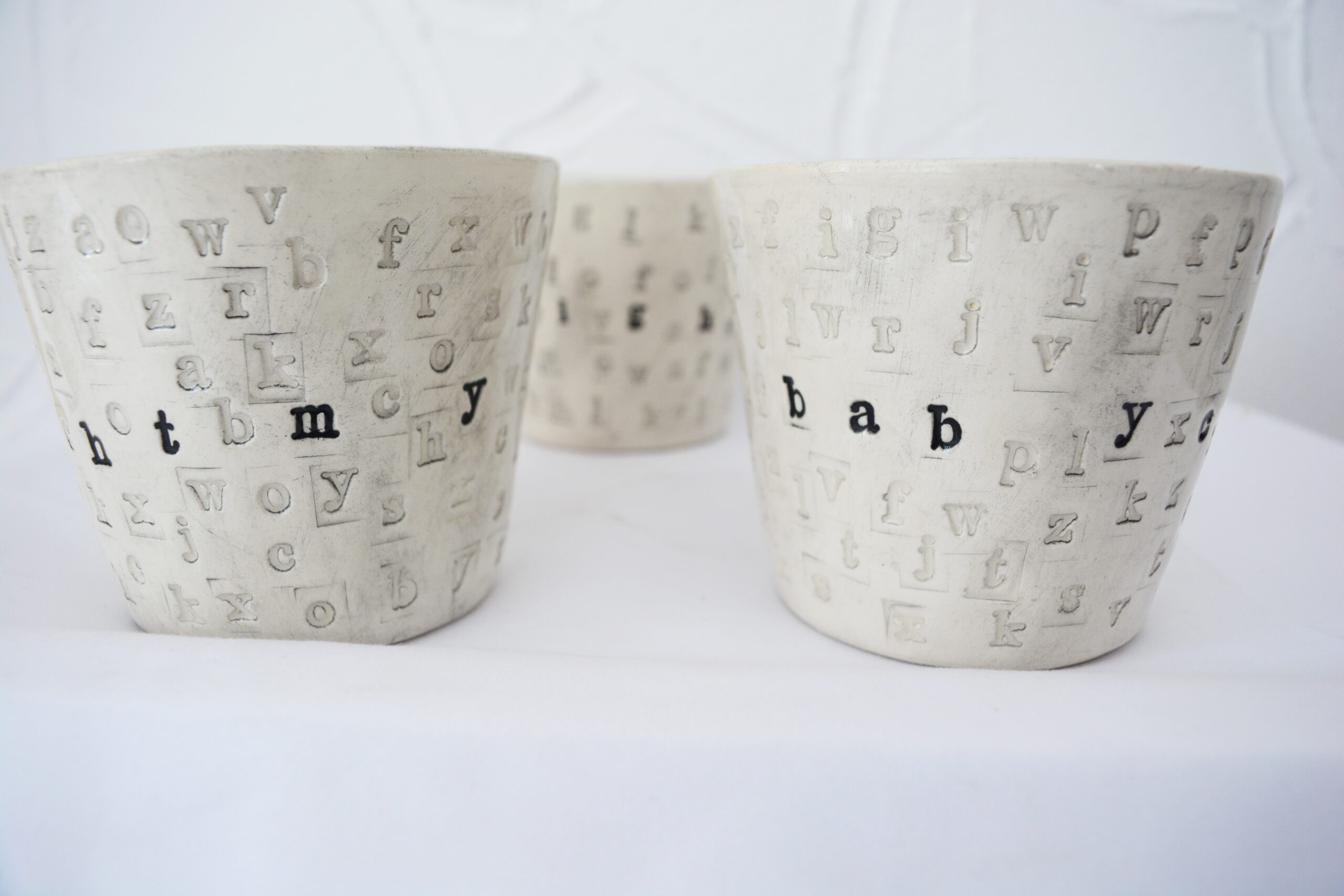 "Hidden Message" ceramic candle - Image 2