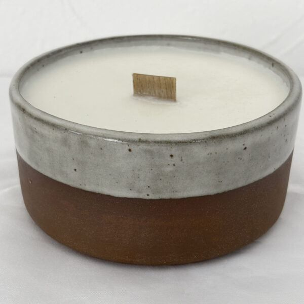 “Terra” ceramic candle