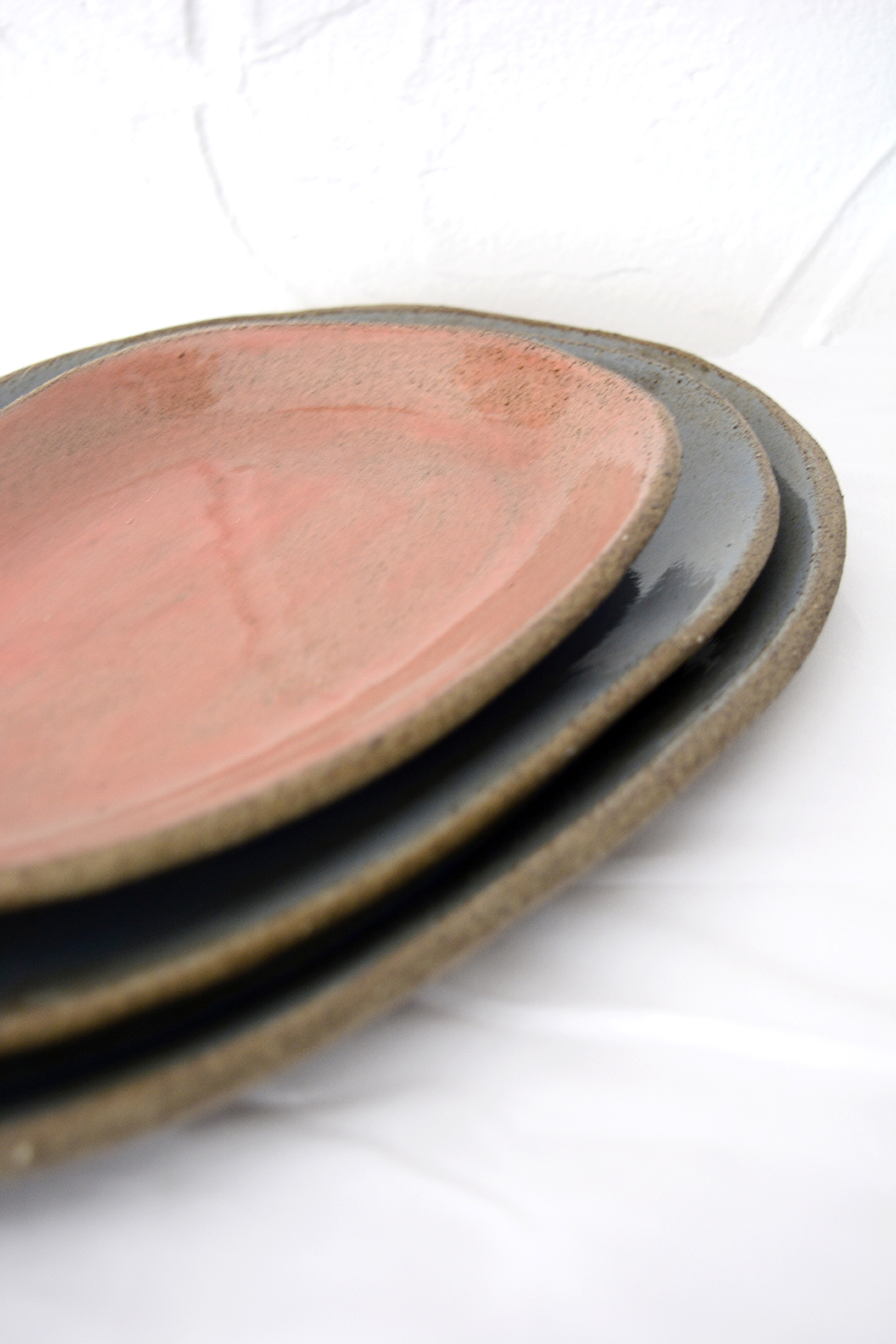 "Ovalis" Ceramic Plates - Image 2