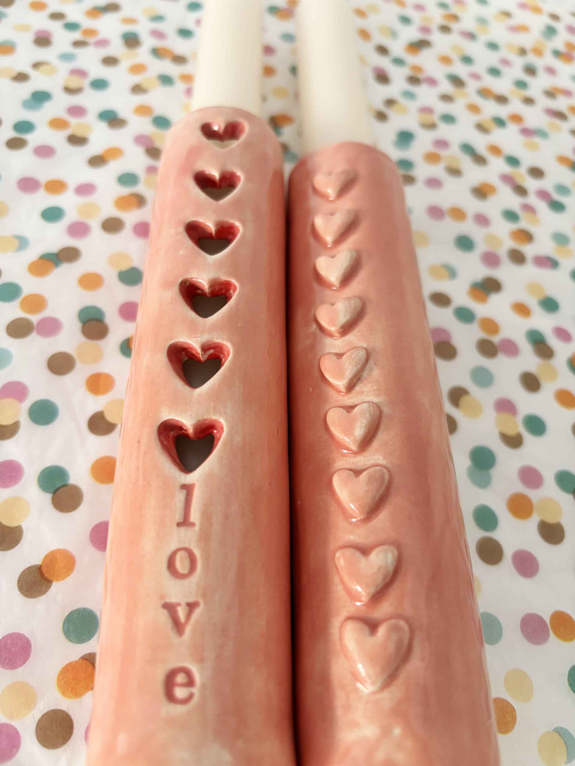 ροζ κεραμική θήκη για κερί- βαζάκι love καρδιές